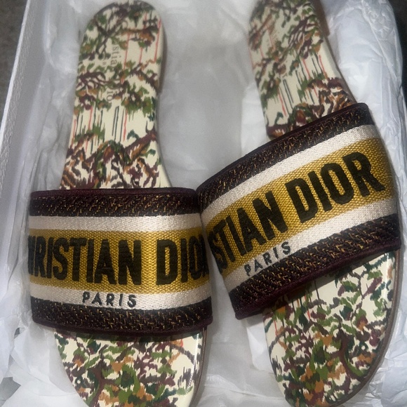 Christian Dior sandals - Picture 1 of 3